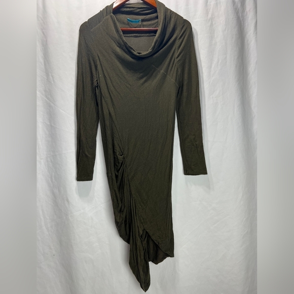 Alice + Olivia “Clarissa” Dress Asymmetrical Draped Hem Size Large - Picture 3 of 6